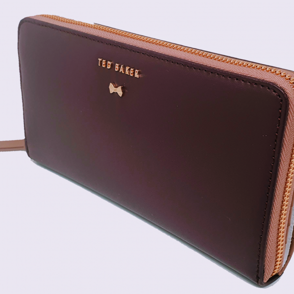 Ted Baker  BETRIX Colour block Bifold Zip Around leather purse