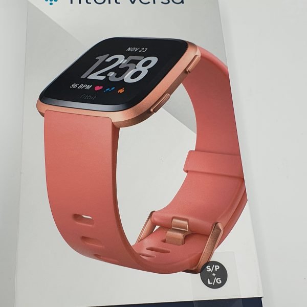 Fitbit Versa Health & Fitness Smartwatch with Heart Rate, Music & Swim Tracking, Peach