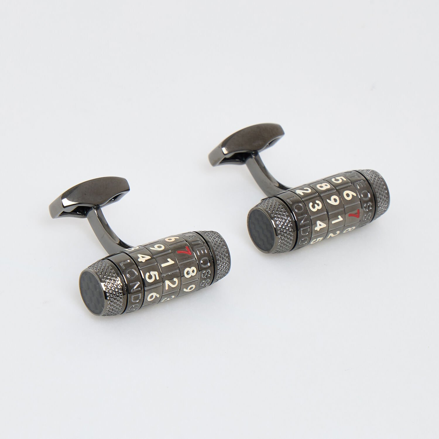 Tateossian Gunmetal 777 Combination Carbon Fiber Cufflinks CL6637 Tateossian Gunmetal 777 Combination Carbon Fiber Cufflinks CL6637