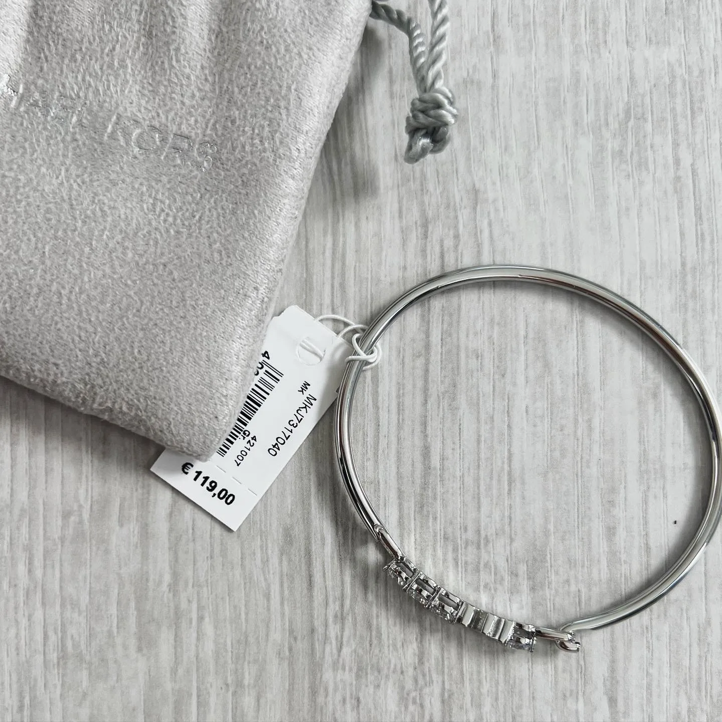 Michael Kors Bracelet MK Logo Silver Cubic Zirconia 4 Single Crystals MKJ7317040 283 Michael Kors Bracelet MK Logo Silver Cubic Zirconia 4 Single Crystals MKJ7317040 286229388476 4