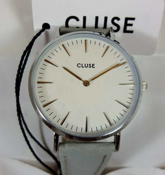 CLUSE Womens Classic Quartz Connected Wrist Watch with Leather Strap CL18215